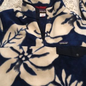Patagonia Synchilla Snap T